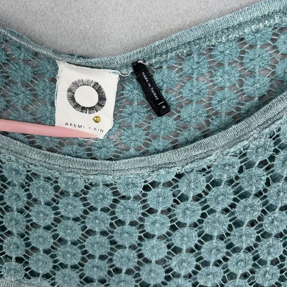 Anthropologie Akemi Kin Shirt Womens Medium Blue Crochet Lace Coastal 100% Linen - Picture 4 of 13